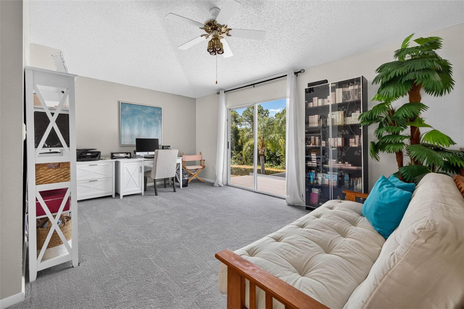 Single Family Residence at 11123 CLAYRIDGE DR, TAMPA, photo 23 of 34