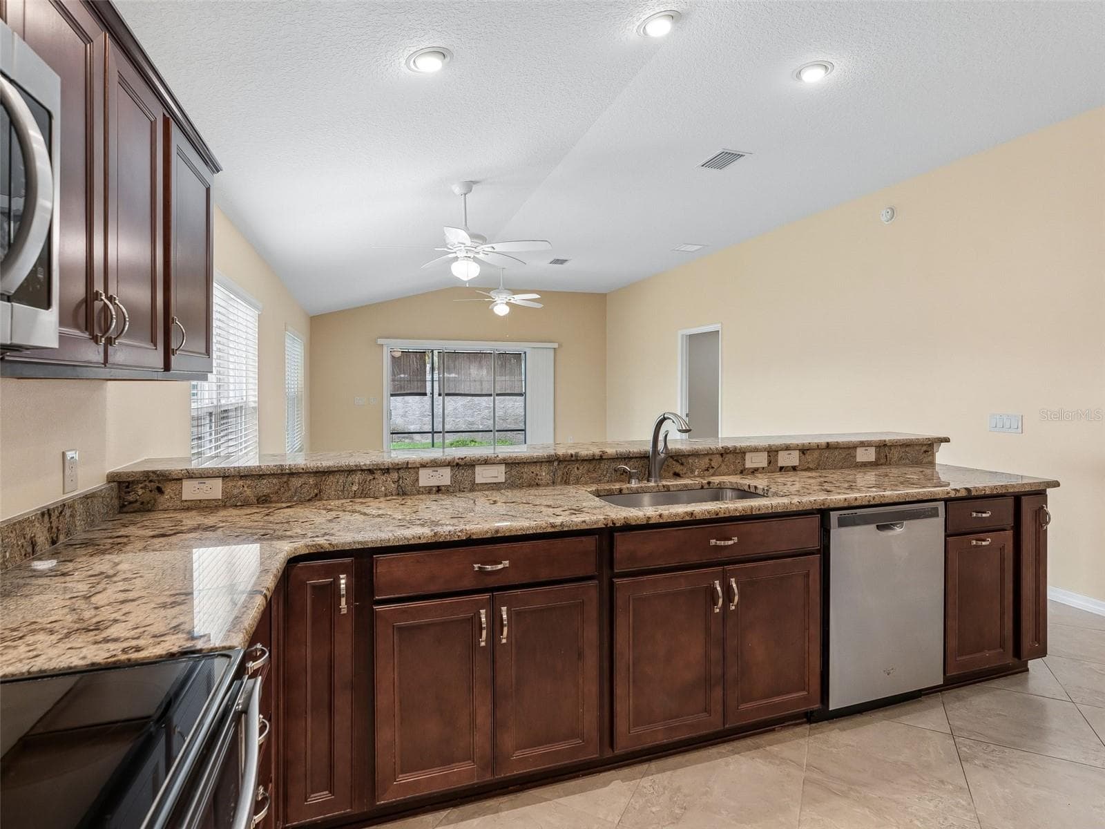 Villa at 2877 FEUSTEL AVE, THE VILLAGES, photo 12 of 49