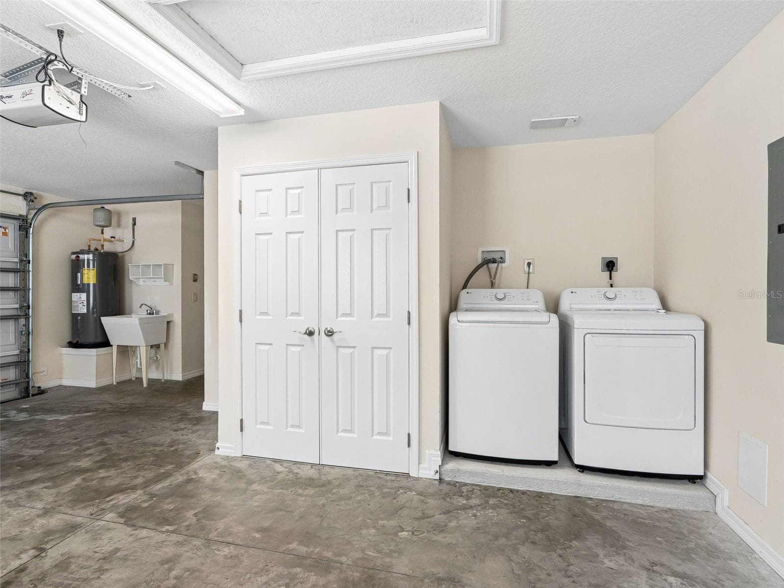 Villa at 2877 FEUSTEL AVE, THE VILLAGES, photo 32 of 49