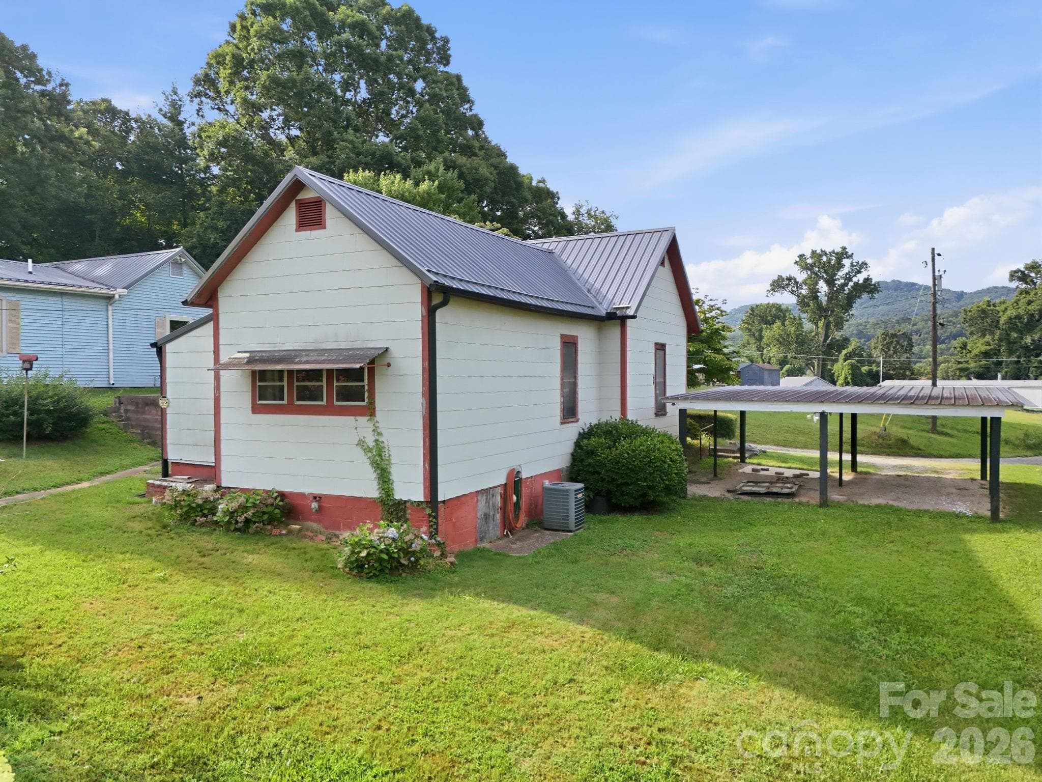 Single Family Residence at 209 Virginia Avenue, Marion, photo 38 of 41