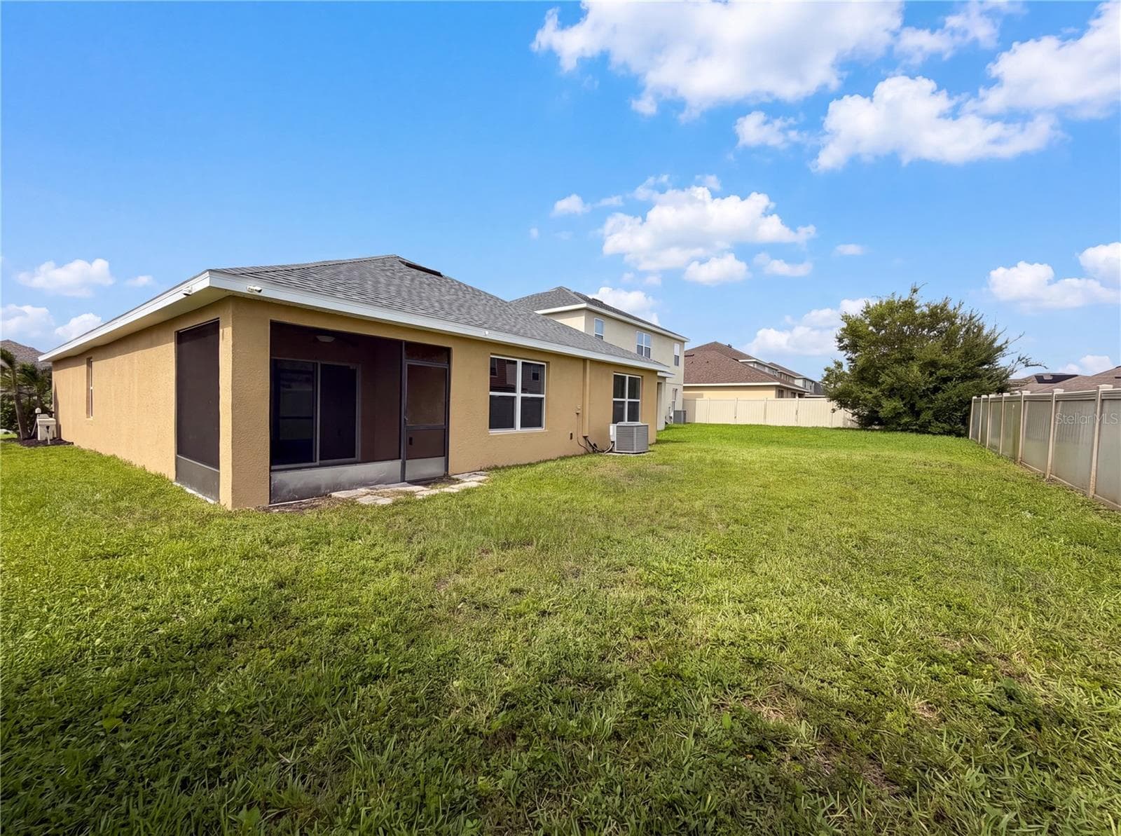 Single Family Residence at 16415 TREASURE POINT DR, WIMAUMA, photo 28 of 29