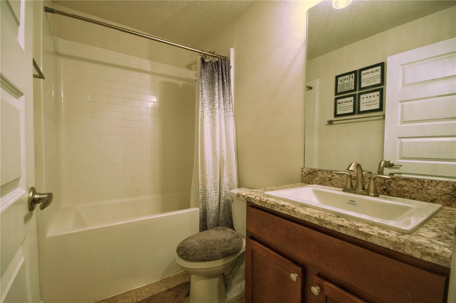 Bathroom - 7733 SLOEWOOD DR, LEESBURG