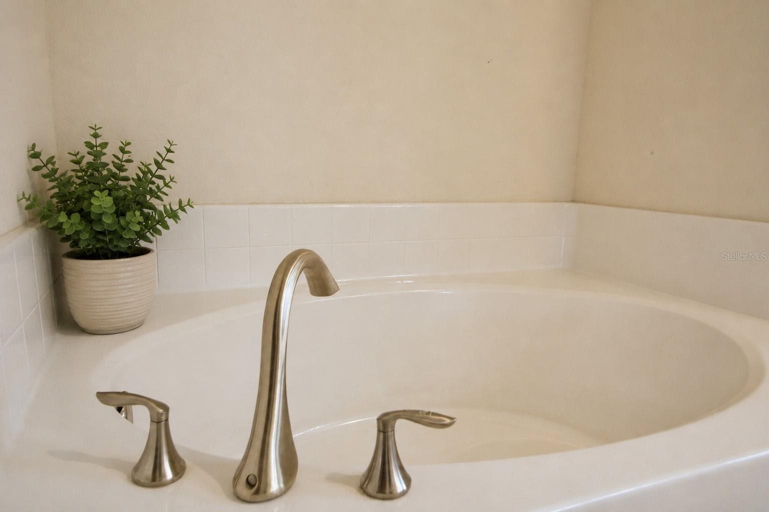 Sink - 7733 SLOEWOOD DR, LEESBURG