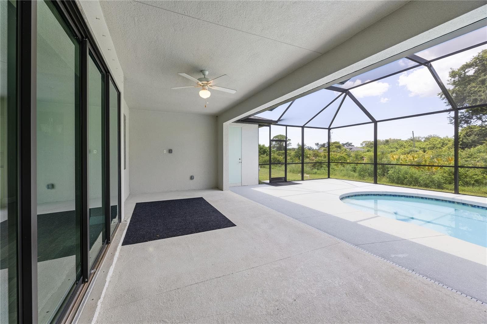 Lanai - 2535 TRICO RD, NORTH PORT