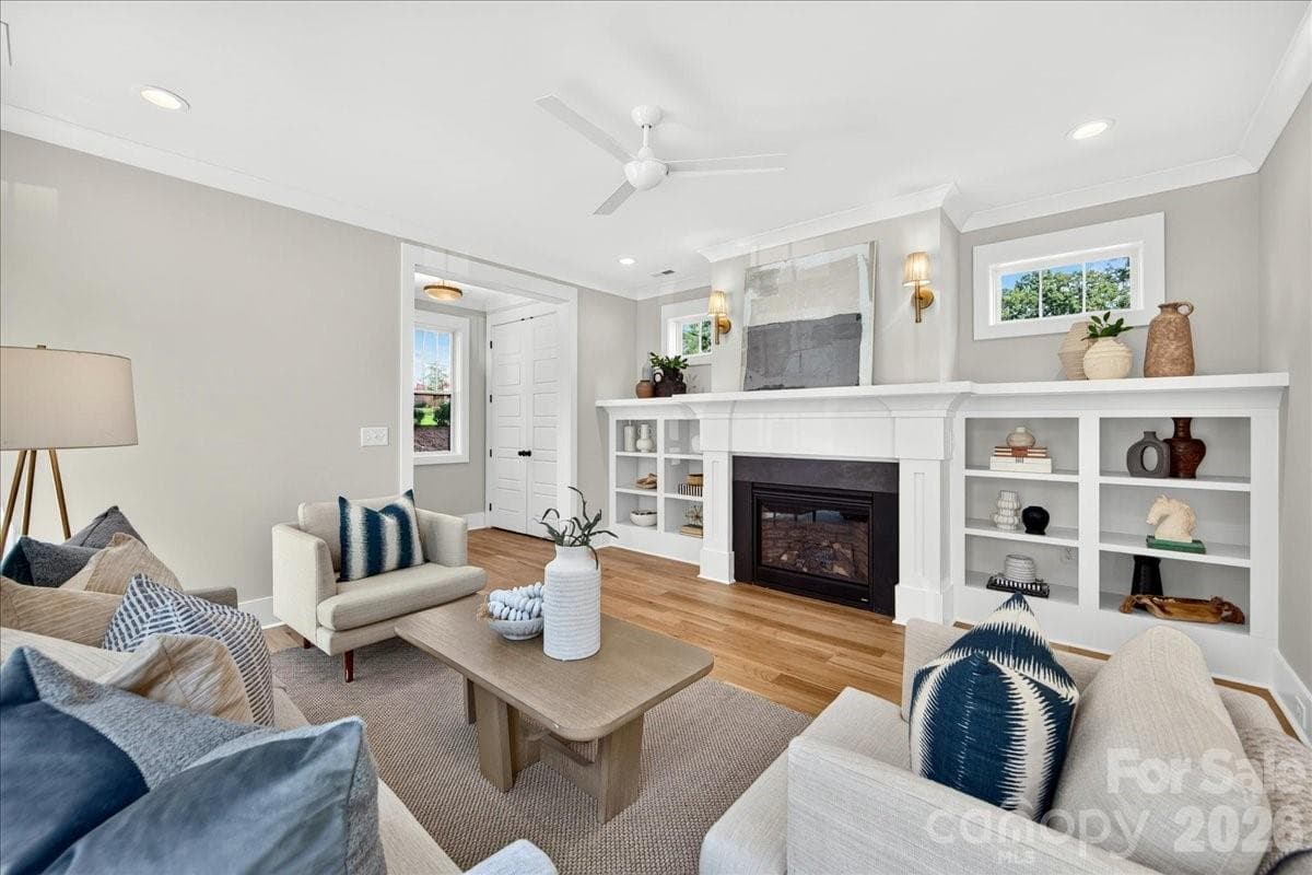 Custom built-ins and gas fireplace - 3940 Admiral Avenue, Charlotte