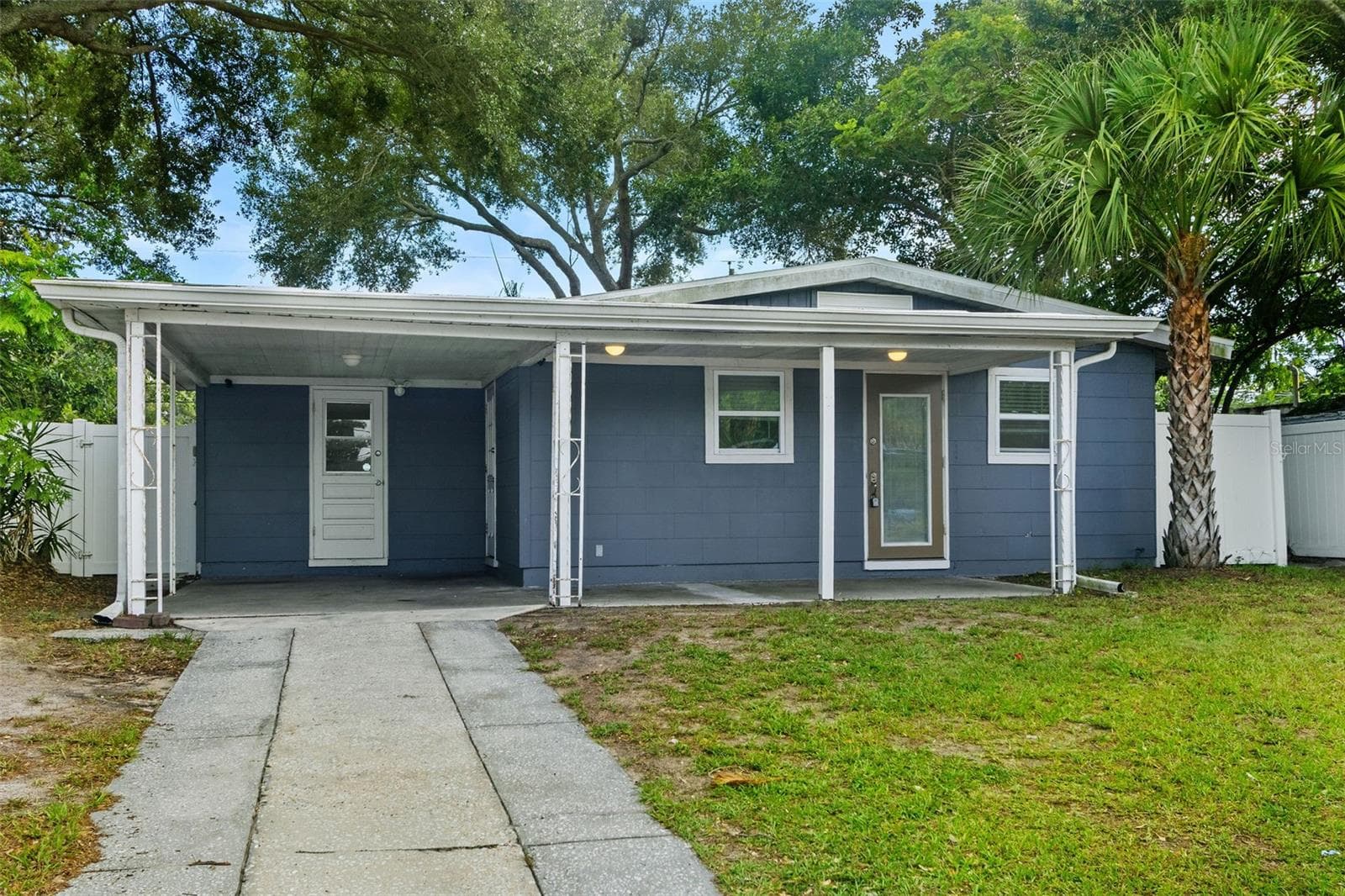 Single Family Residence at 4402 W TRILBY AVE, TAMPA, photo 2 of 28