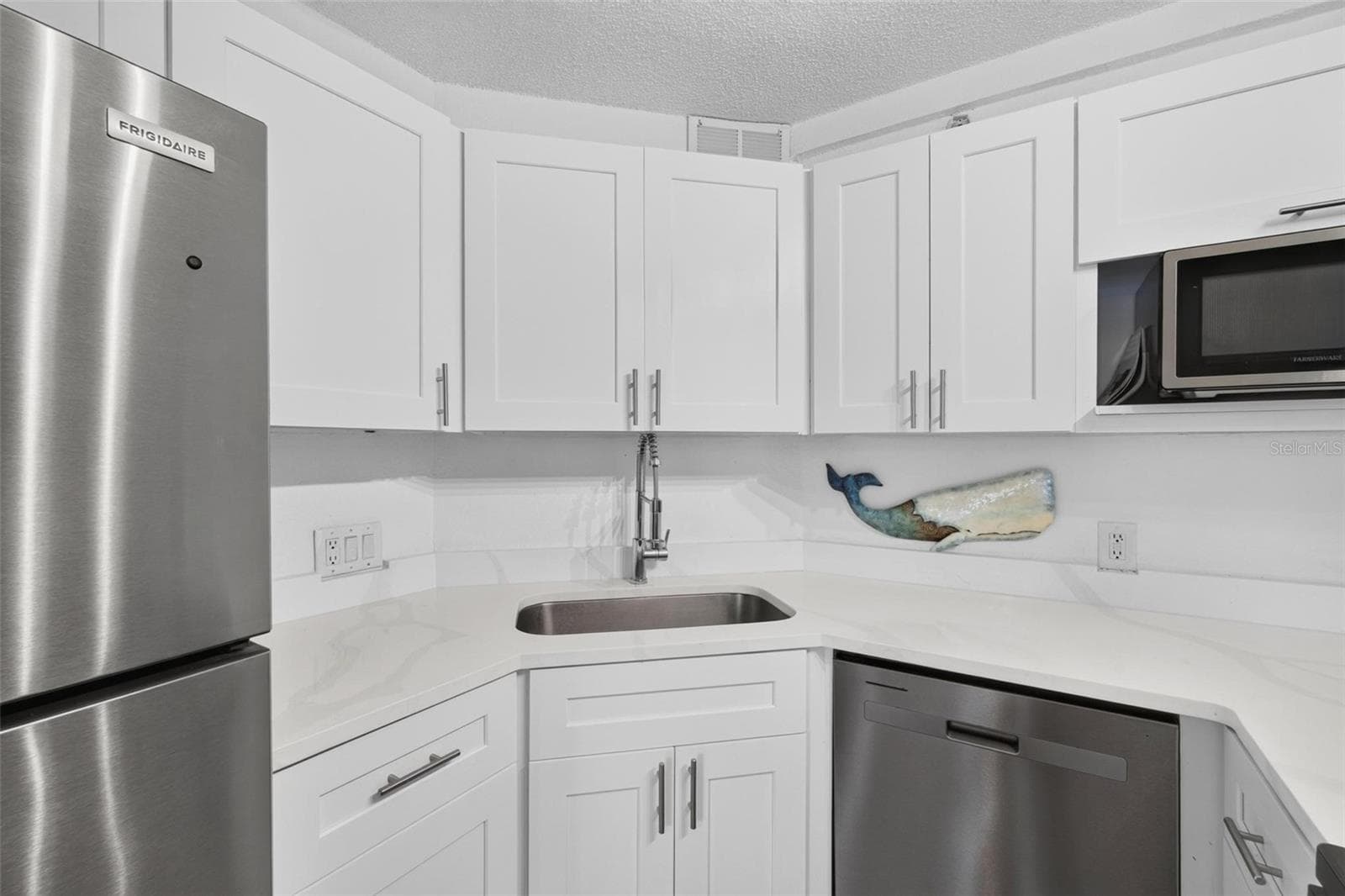 Condominium at 3315 58TH AVE S #105, ST PETERSBURG, photo 12 of 26