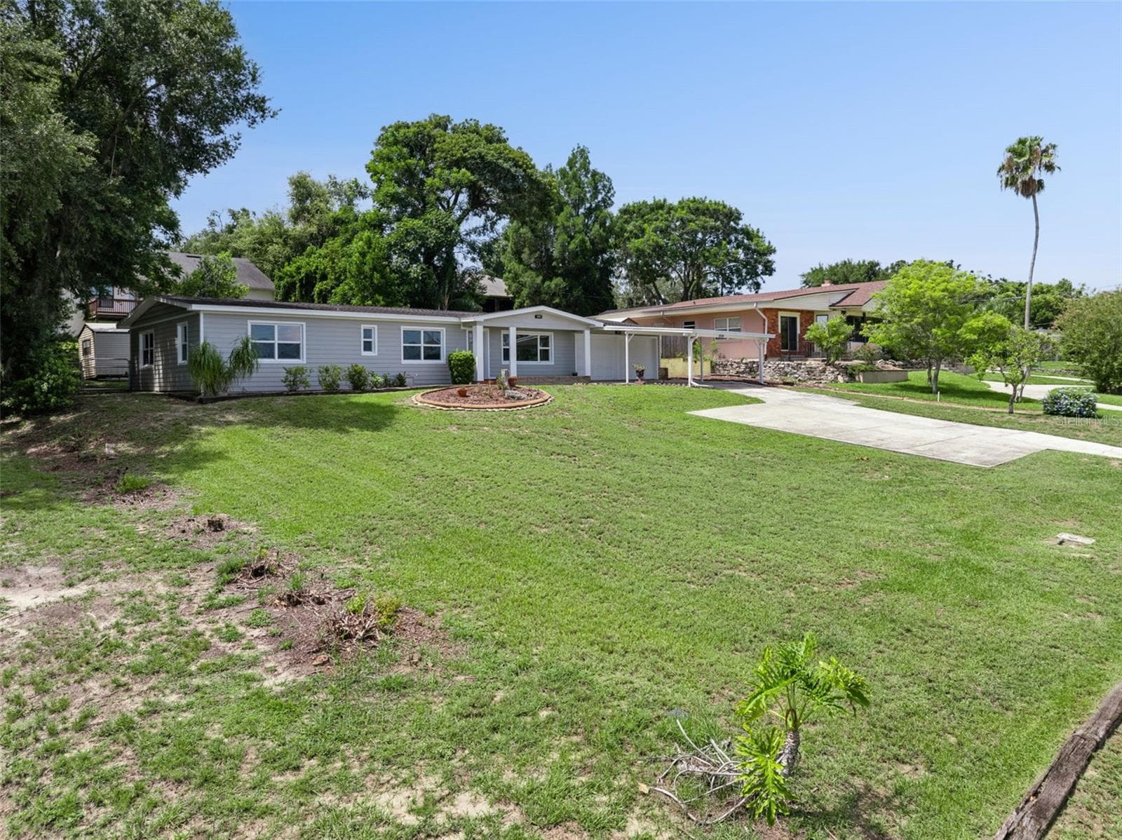 Single Family Residence at 1024 SUNSET DR, LAKE WALES, photo 2 of 43