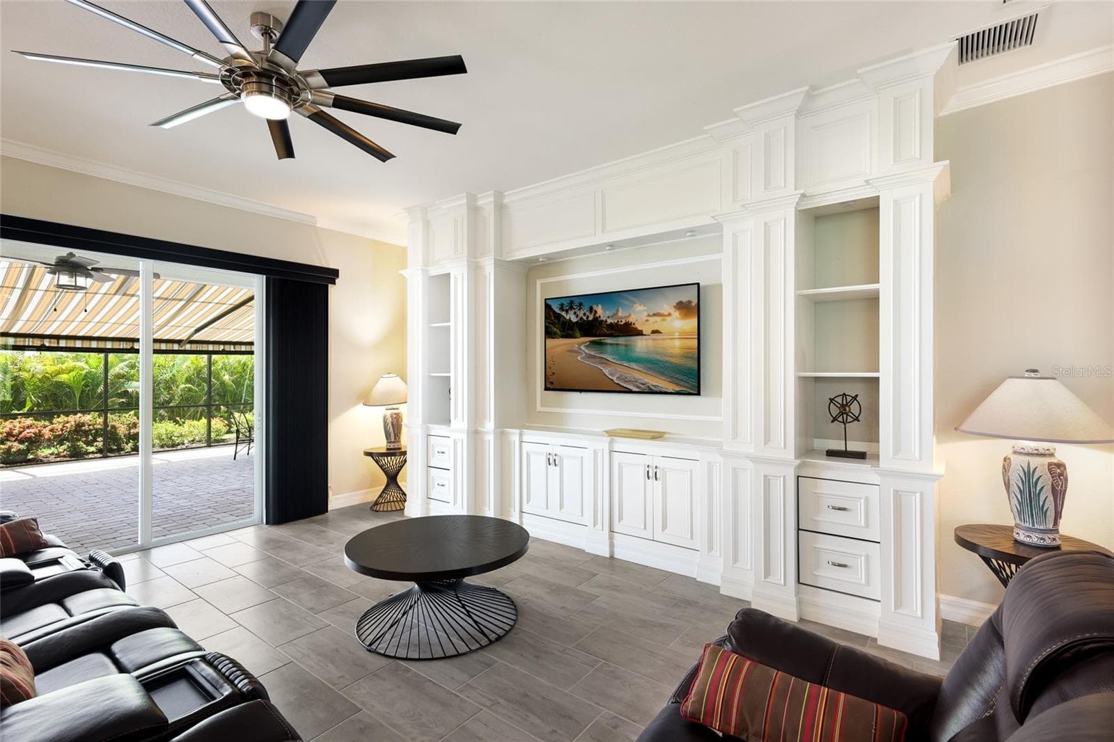 GREAT ROOM BUILT IN ENTERTAINMENT - 12120 GANNETT PL, LAKEWOOD RANCH