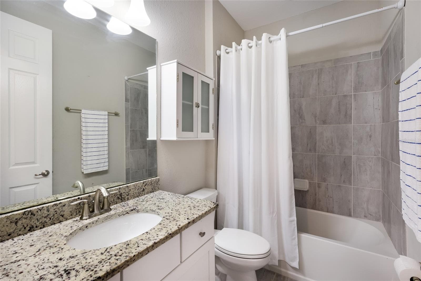 BATHROOM 2 - 12120 GANNETT PL, LAKEWOOD RANCH