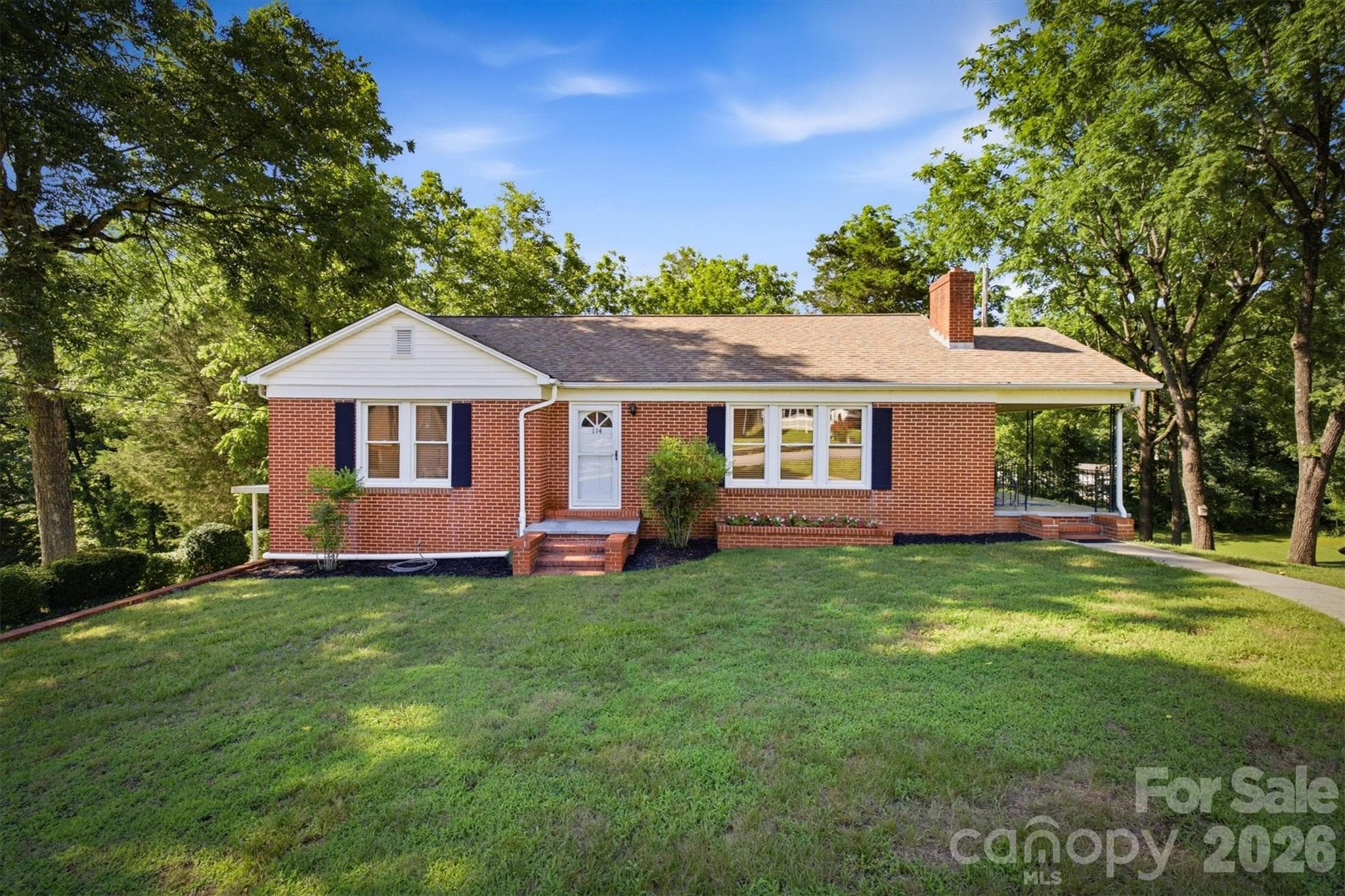 Single Family Residence at 114 Harris Drive, Morganton, photo 2 of 23
