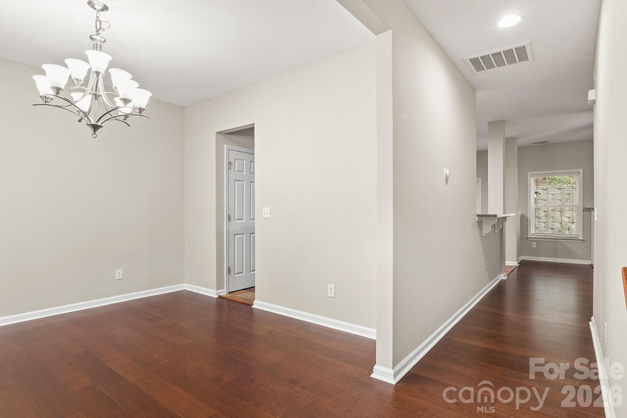 Single Family Residence at 9055 Pembroke Court, Fort Mill, photo 6 of 45