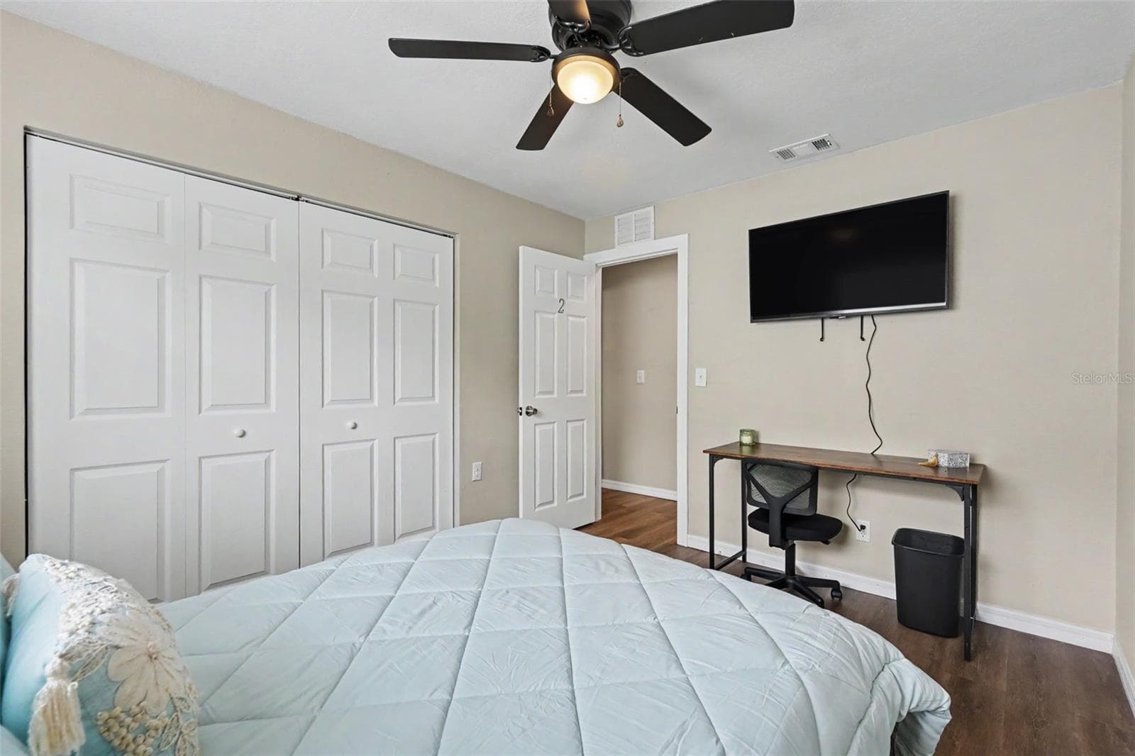 Single Family Residence at 102 SHORE DR E, OLDSMAR, photo 17 of 34