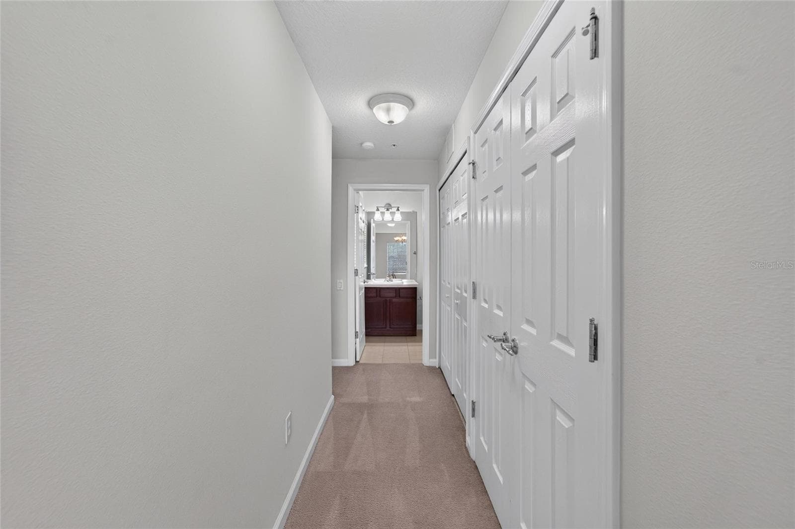 Hallway - 2005 RIVER TURIA CIR, RIVERVIEW