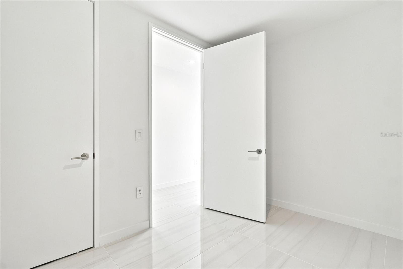 Condominium at 400 CENTRAL AVE #2901, ST PETERSBURG, photo 35 of 96