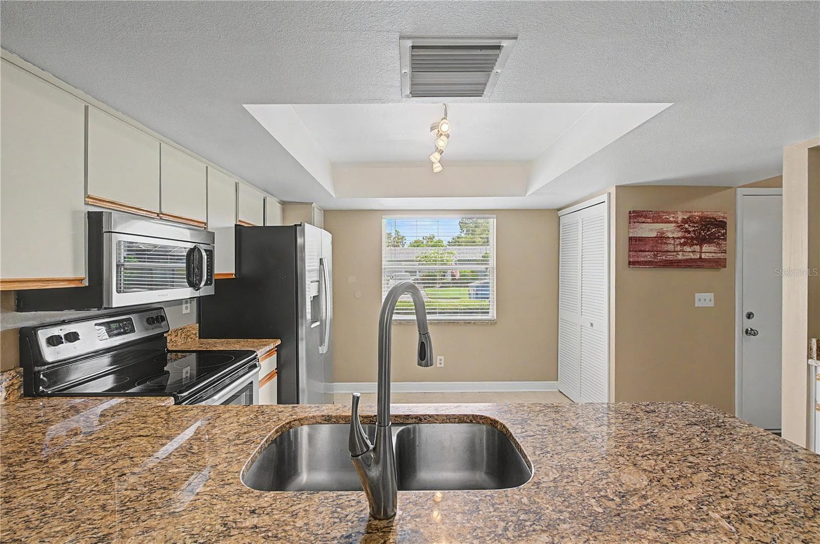 Condominium at 3526 TEESIDE DR, NEW PORT RICHEY, photo 8 of 37