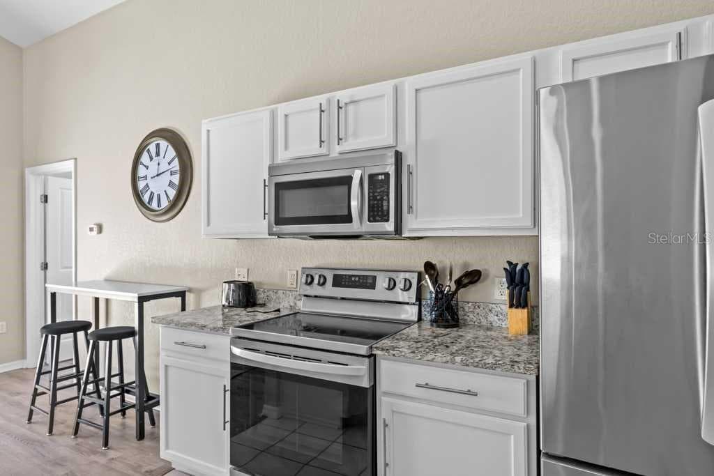 Single Family Residence at 641 RESERVE DR, DAVENPORT, photo 4 of 21