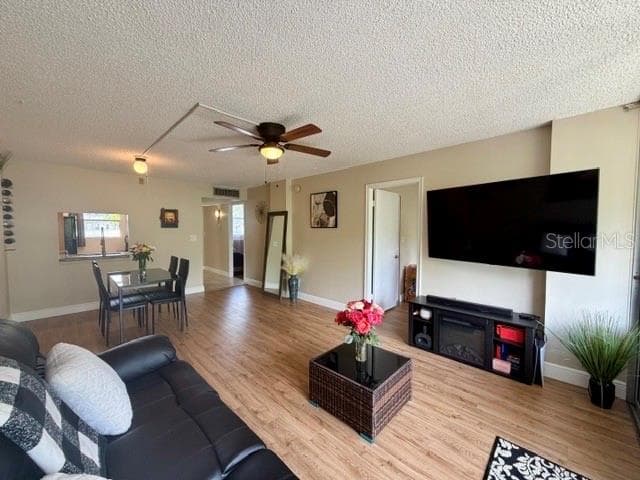 Condominium at 107 ROYAL PARK DR #2G, OAKLAND PARK, photo 3 of 20
