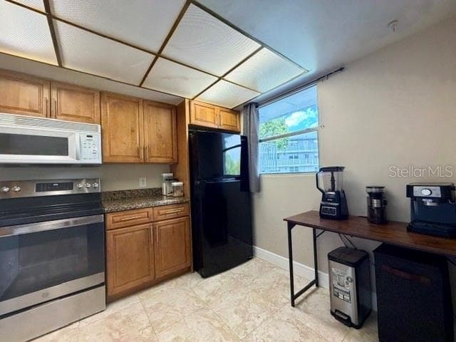 Condominium at 107 ROYAL PARK DR #2G, OAKLAND PARK, photo 5 of 20