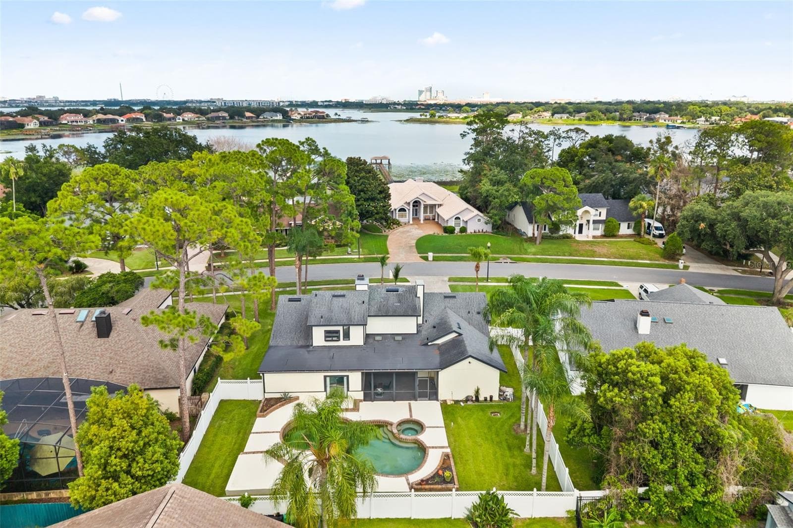 Single Family Residence at 9524 BAY VISTA ESTATES BLVD, ORLANDO, photo 4 of 49