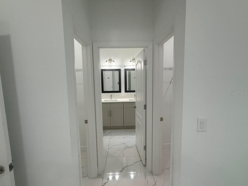 Single Family Residence at 125 PINE ST, ORLANDO, photo 19 of 26
