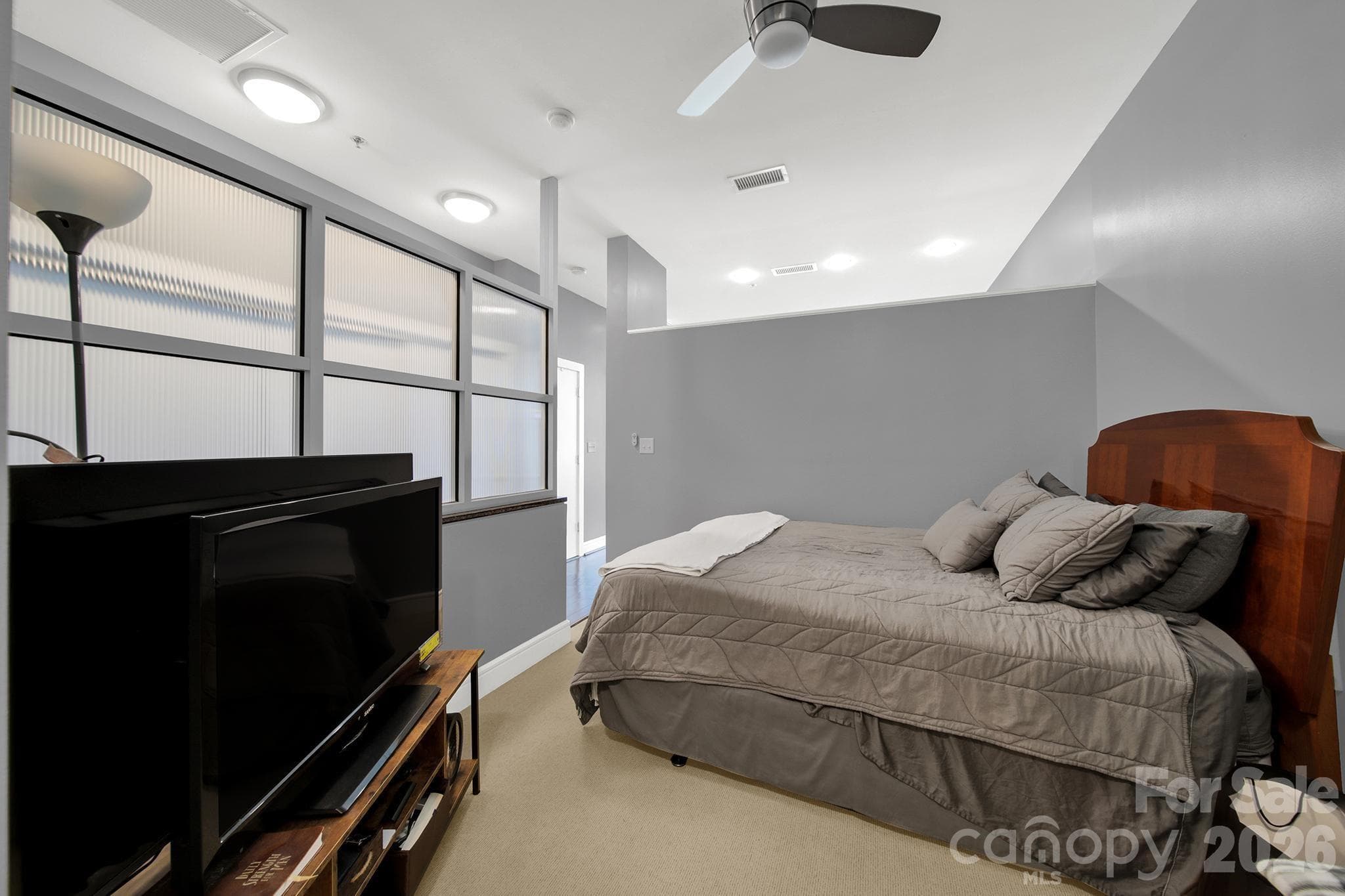 Condominium at 333 W Trade Street, Charlotte, photo 6 of 31
