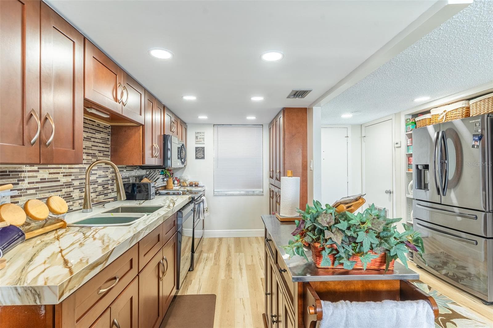 Condominium at 700 MIRROR TER NW #511, WINTER HAVEN, photo 4 of 51