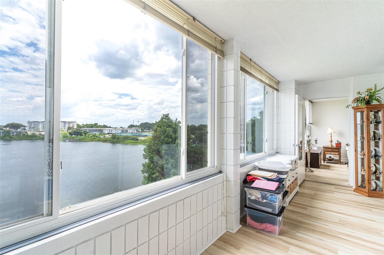 Condominium at 700 MIRROR TER NW #511, WINTER HAVEN, photo 16 of 51