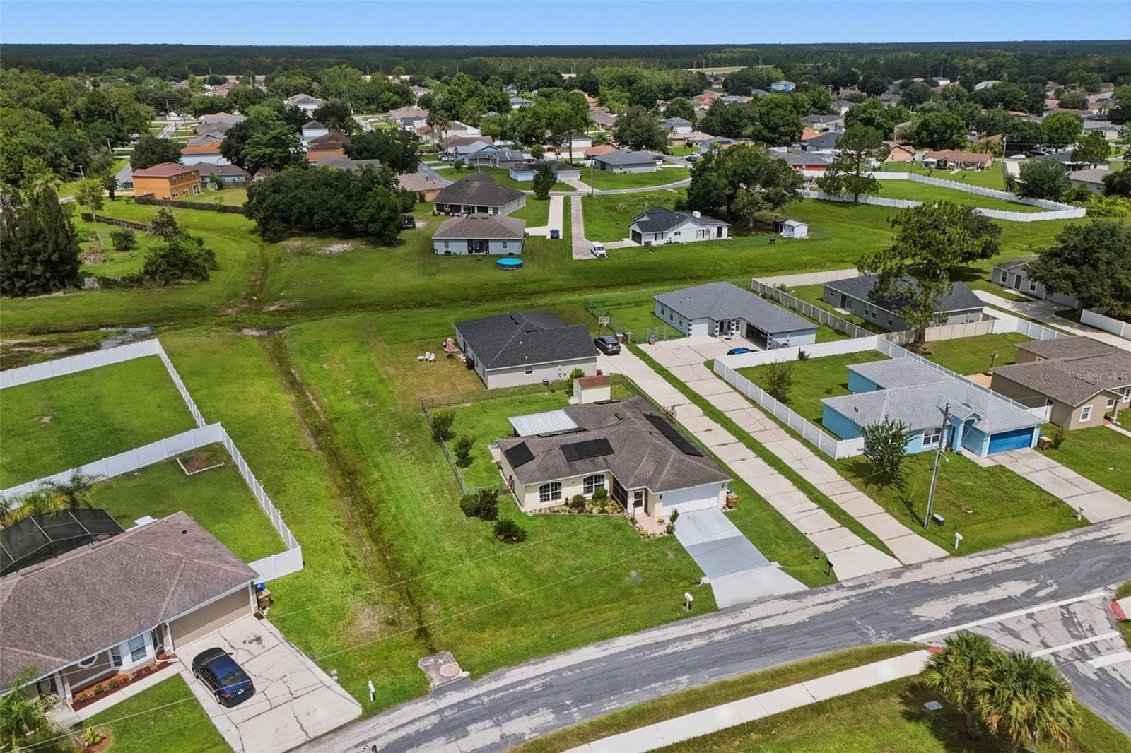 Single Family Residence at 1029 DUDLEY DR, KISSIMMEE, photo 33 of 36