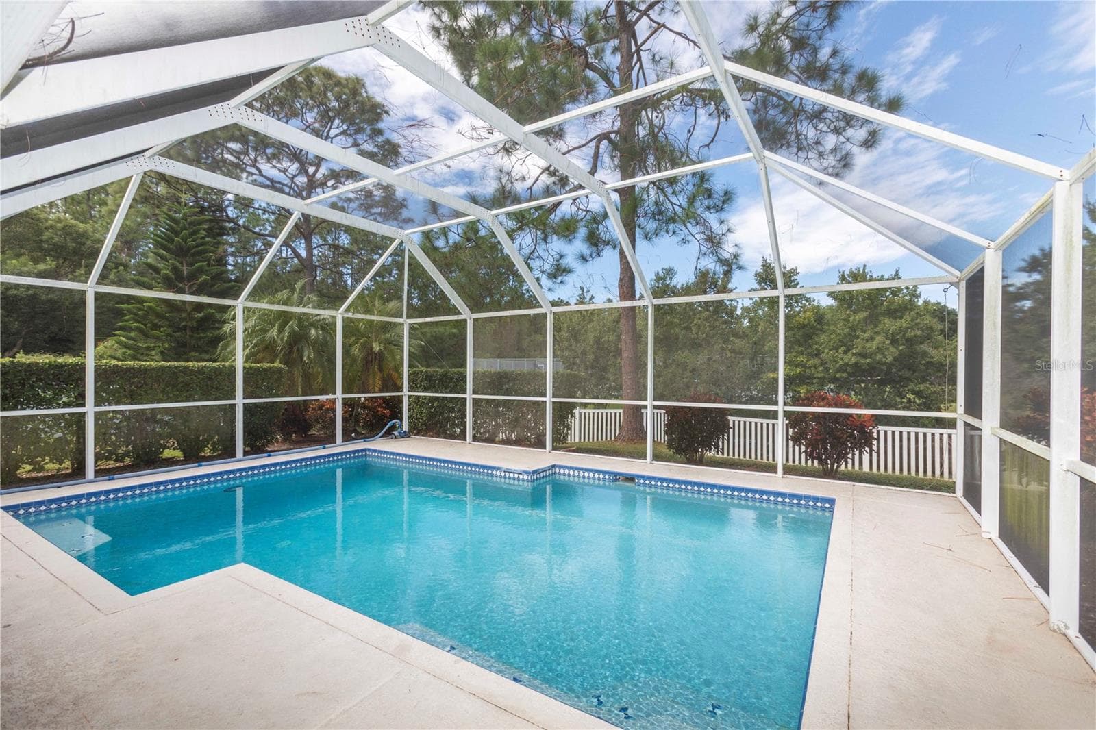 Single Family Residence at 7201 FORESTEDGE CT, NEW PORT RICHEY, photo 3 of 39
