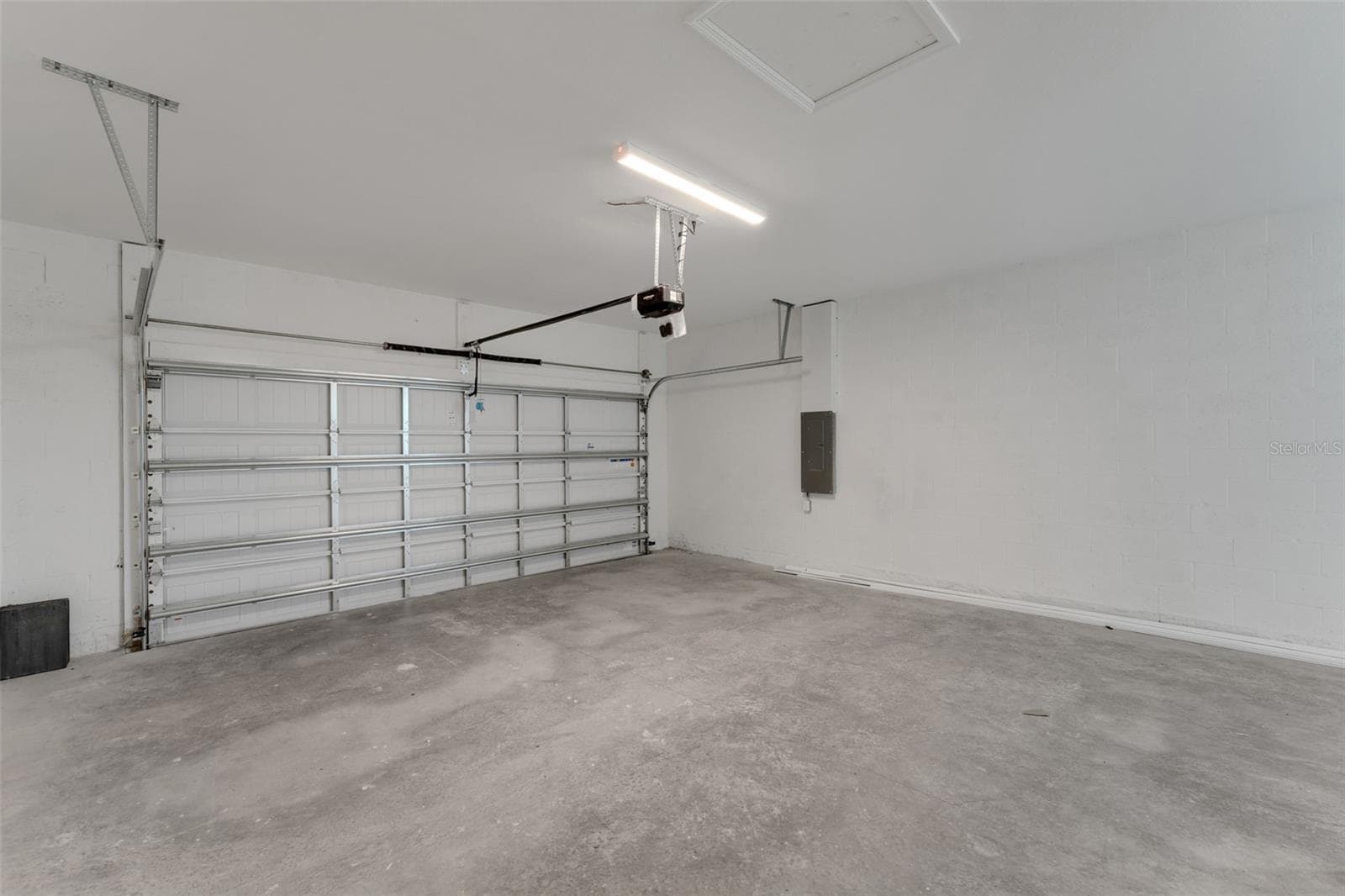 Single Family Residence at 16935 SQUIRREL BRANCH LN, ALVA, photo 28 of 35