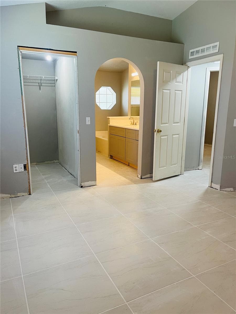 Single Family Residence at 124 PINE CRSE, OCALA, photo 24 of 35