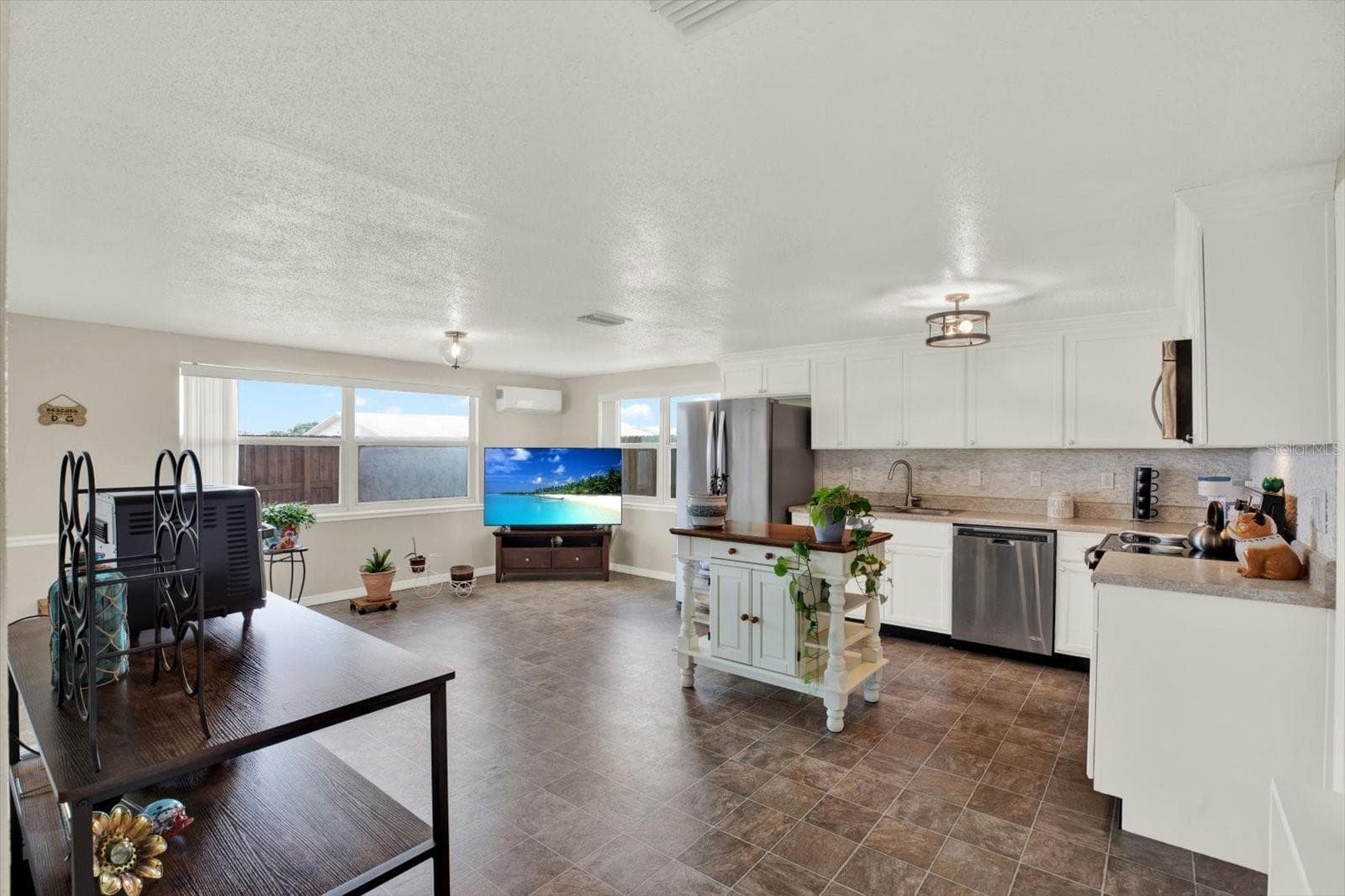 Single Family Residence at 5642 DOVE DR, NEW PORT RICHEY, photo 9 of 29