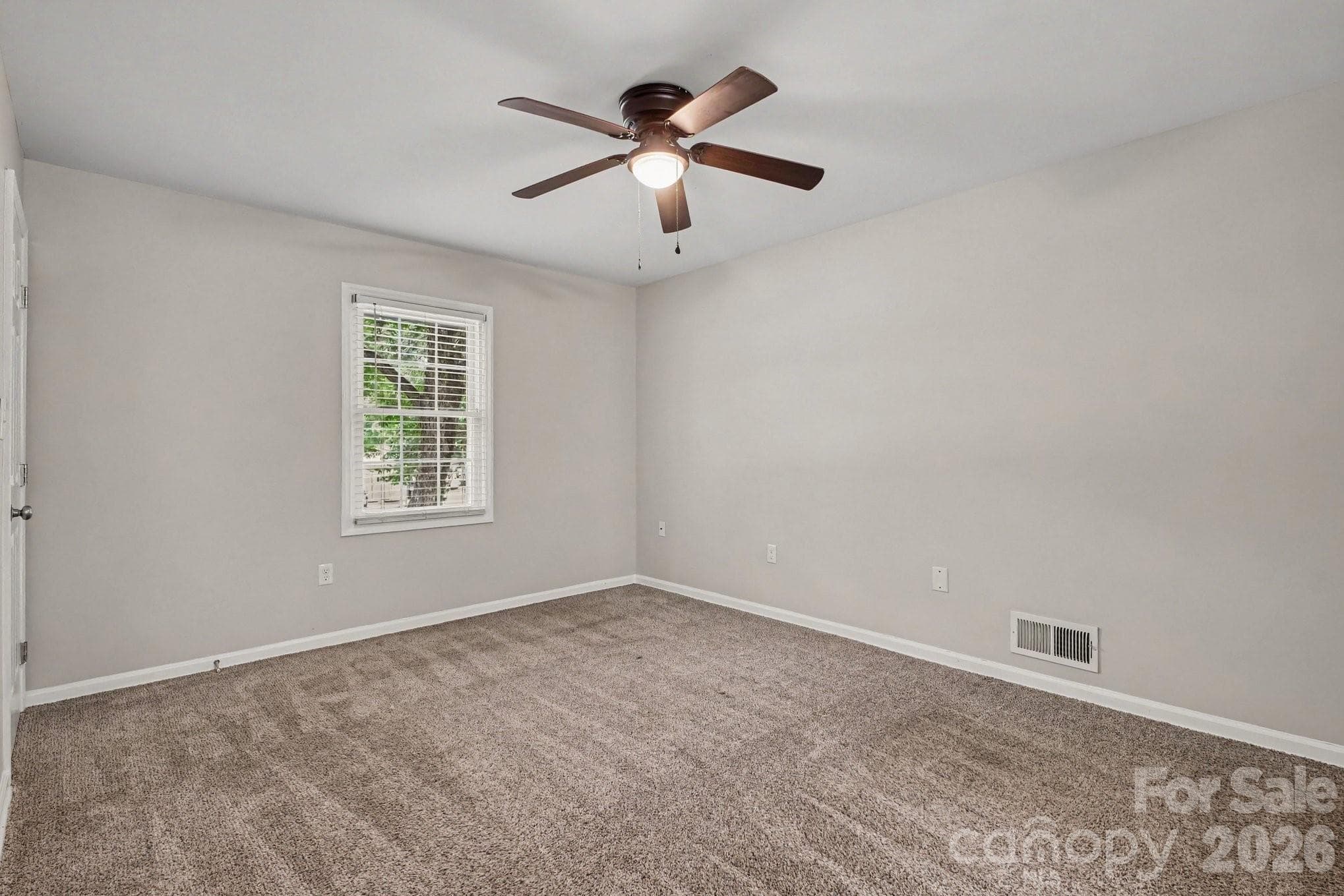 Single Family Residence at 5200 Birchbark Lane, Charlotte, photo 13 of 26