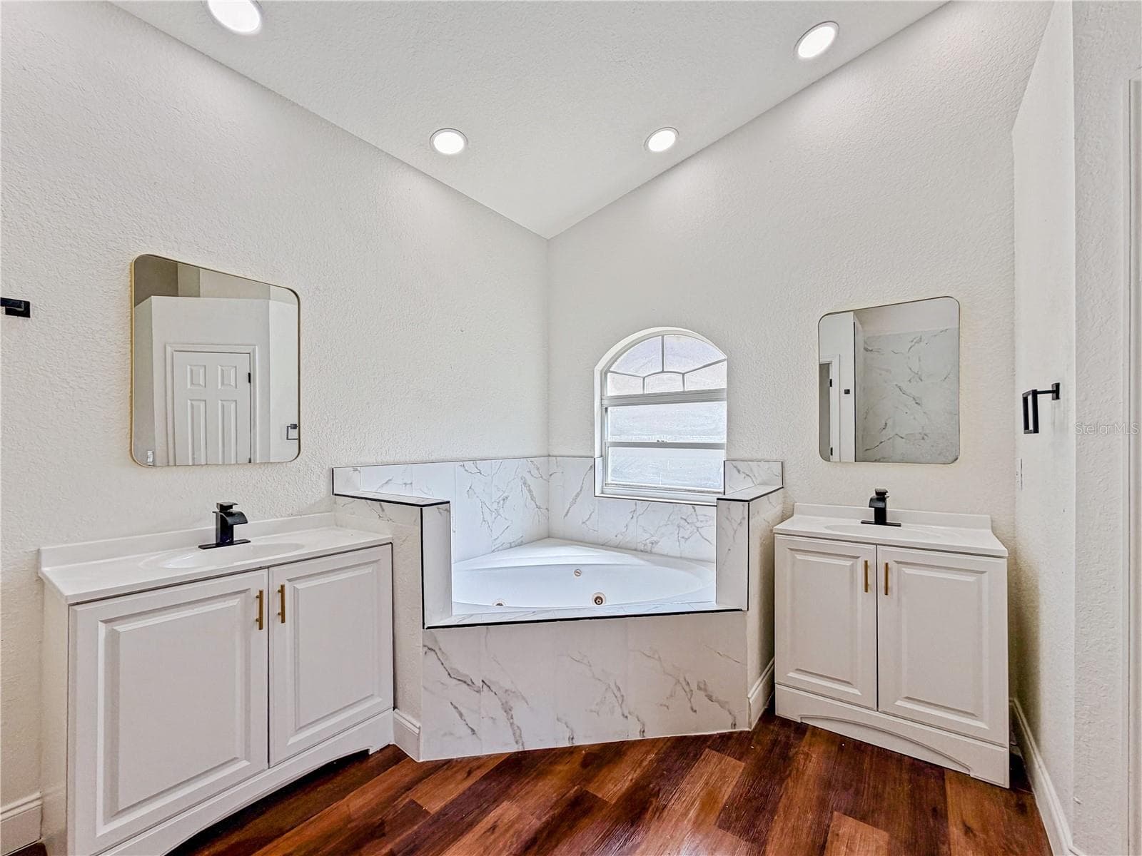 Single Family Residence at 2617 SUNDANCE CIR, MULBERRY, photo 19 of 31