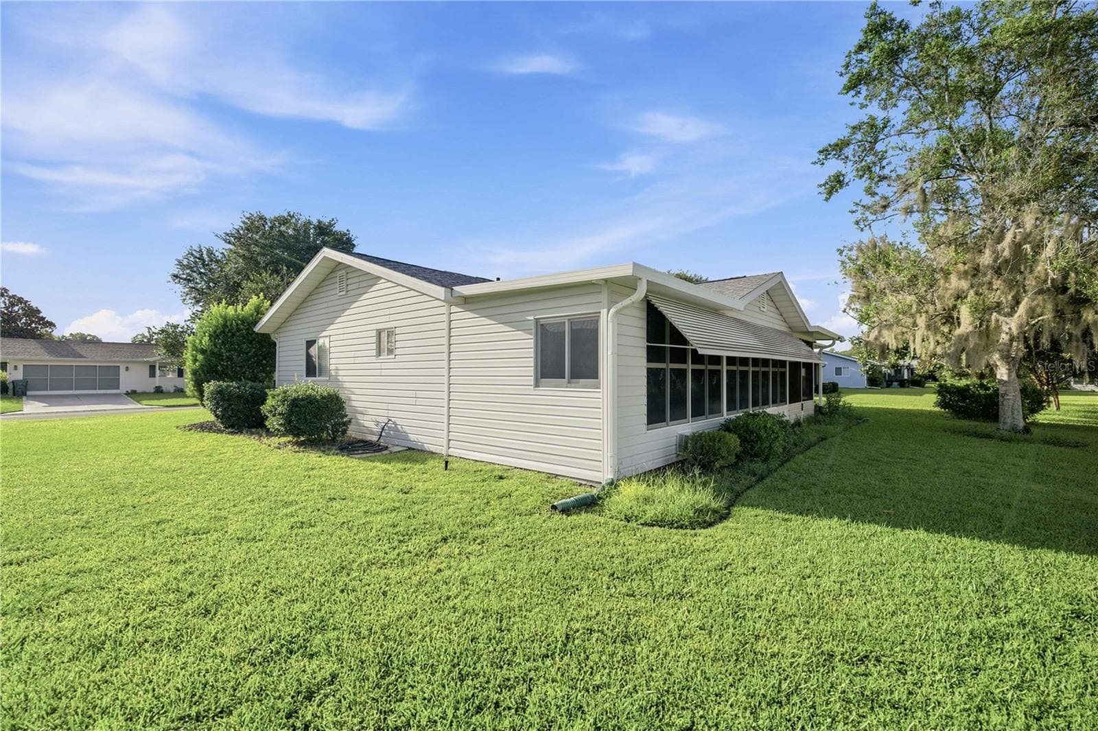 Right Side - 17832 SE 96TH AVE, SUMMERFIELD
