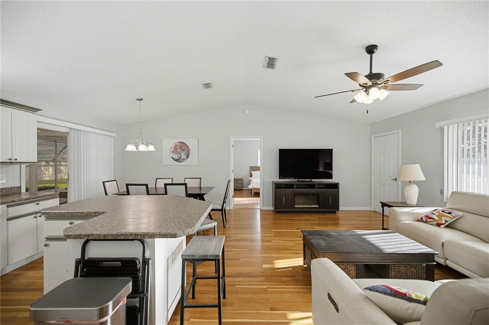 Kitchen, Dining Room, Living Room 2 - 17832 SE 96TH AVE, SUMMERFIELD