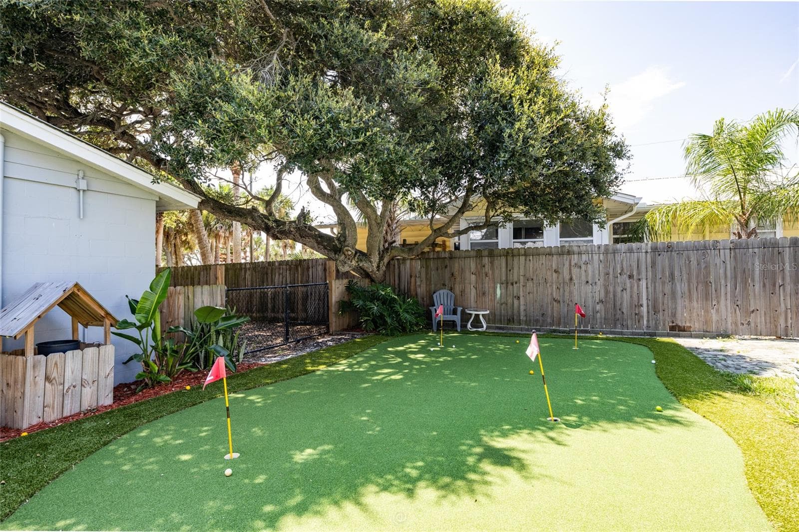 Putting green - 904 S DAYTONA AVE, FLAGLER BEACH