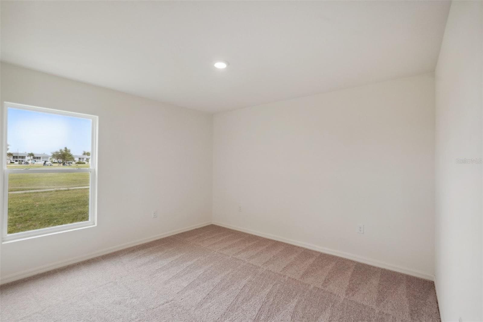 Single Family Residence at 11334 TELEPHONE RD, WEEKI WACHEE, photo 31 of 37