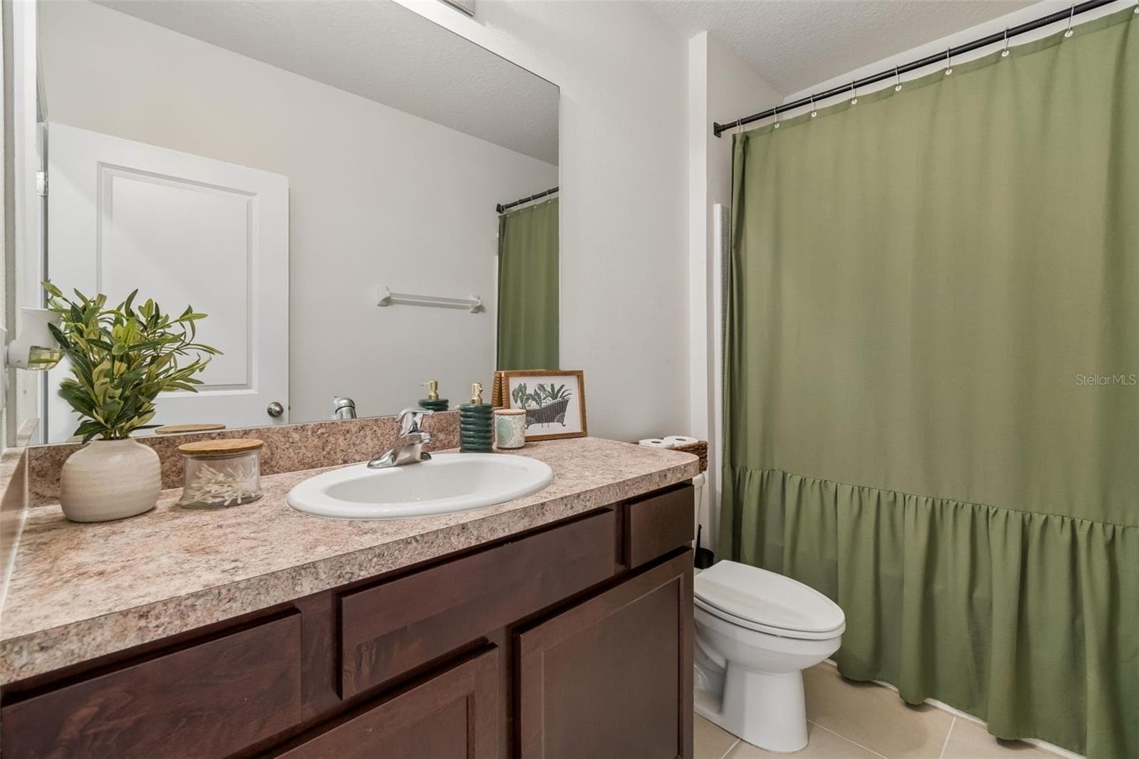 Single Family Residence at 11910 LITTLE VIOLET CIR, RIVERVIEW, photo 24 of 73
