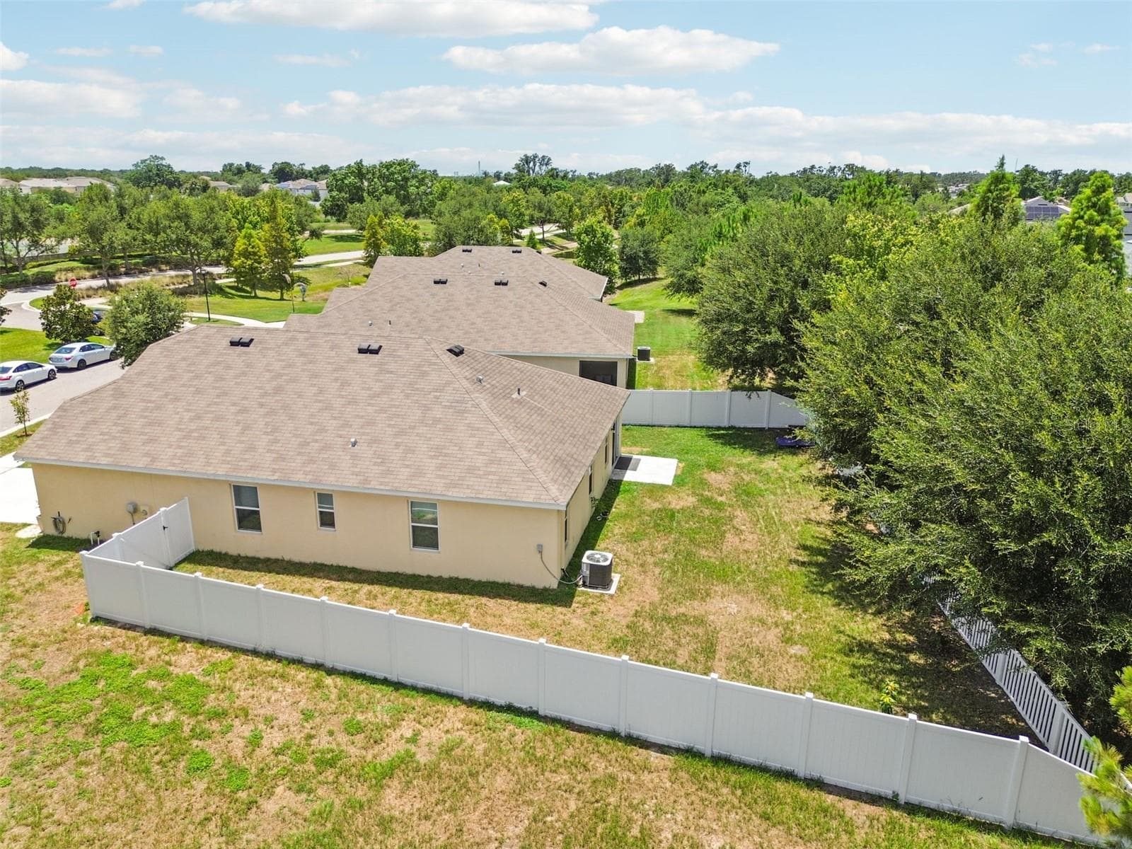 Single Family Residence at 11910 LITTLE VIOLET CIR, RIVERVIEW, photo 42 of 73