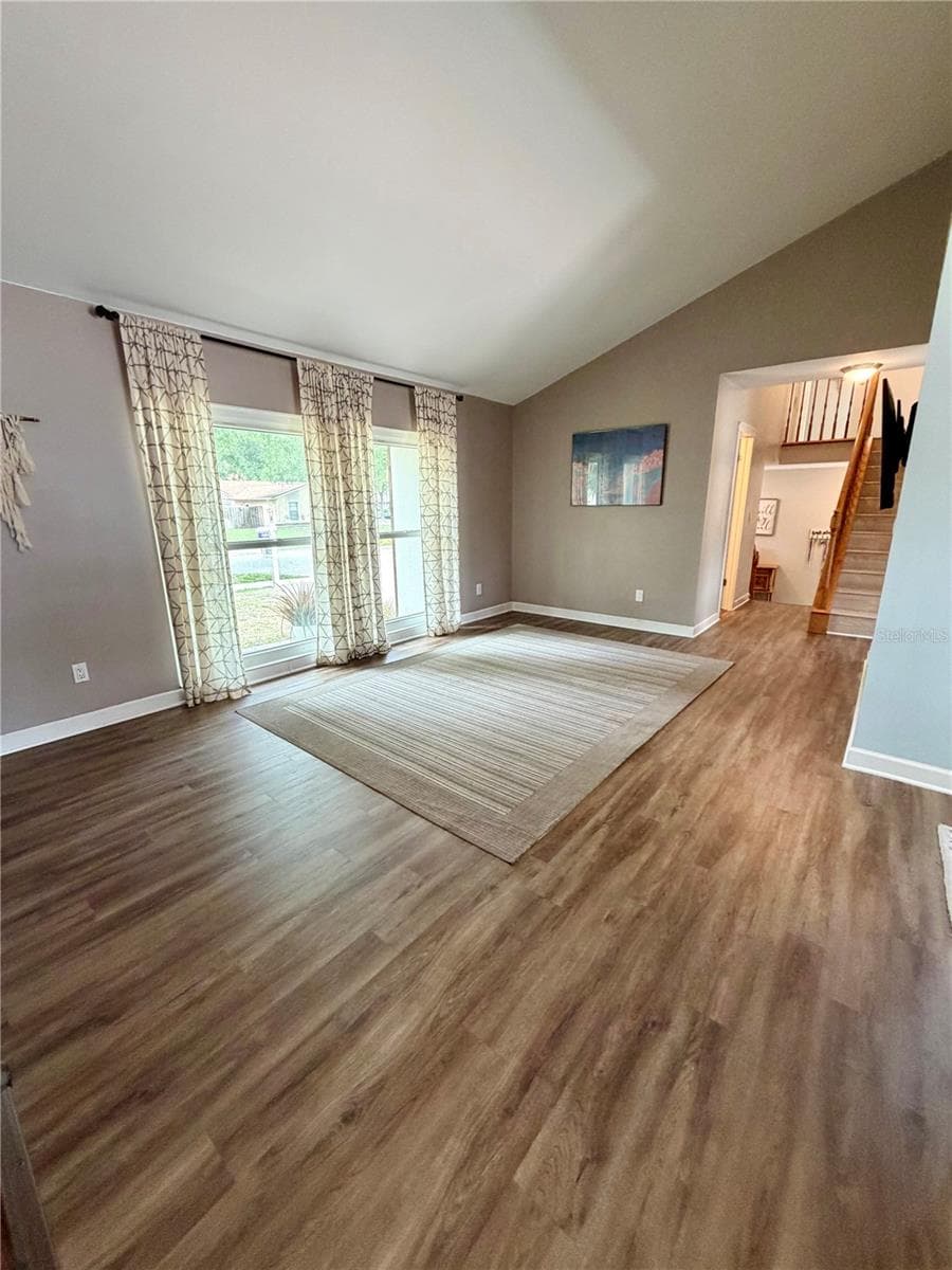 Single Family Residence at 15705 CASHMERE LN, TAMPA, photo 14 of 31