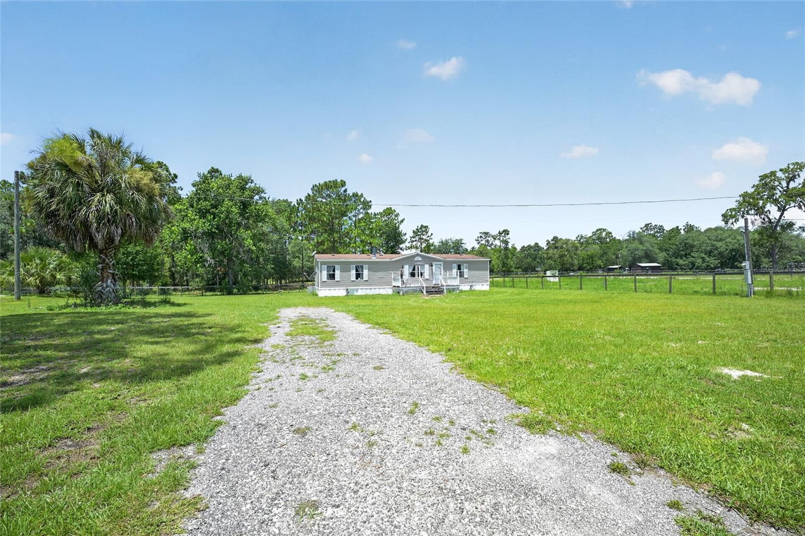 Manufactured Home at 5730 SE 120TH AVE, MORRISTON, photo 4 of 55