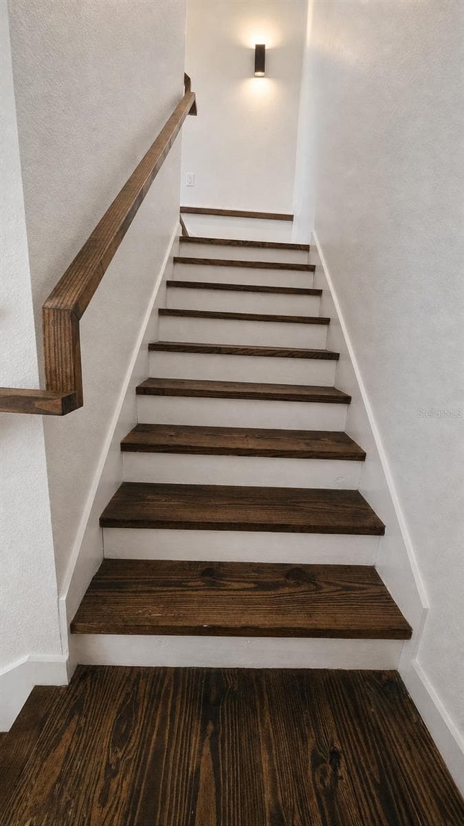 Staircase - 759 LAKE BALDWIN LN, ORLANDO