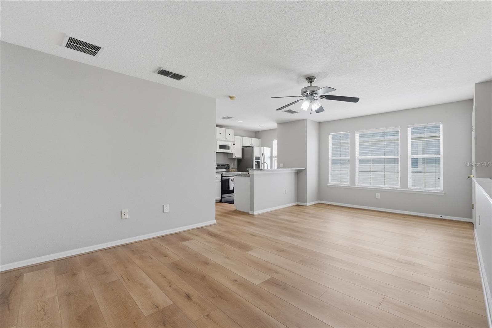 Single Family Residence at 1018 WILD ELM ST, CELEBRATION, photo 43 of 65
