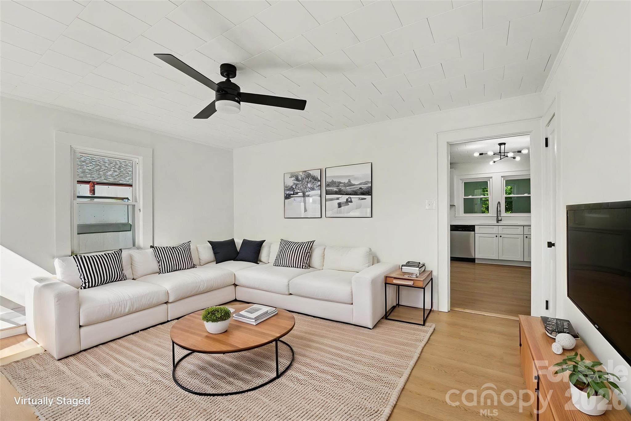 Single Family Residence at 115 Autumn Leaf Road, Troutman, photo 2 of 18