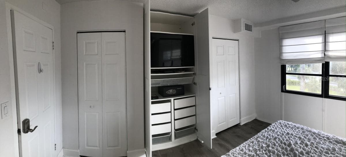 Condominium at 3315 58TH AVE S #416, ST PETERSBURG, photo 9 of 12