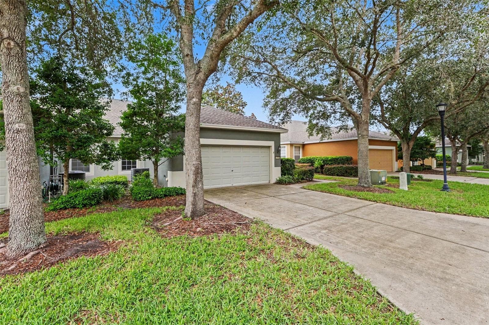 Villa at 13703 CREST LAKE DR, HUDSON, photo 3 of 30