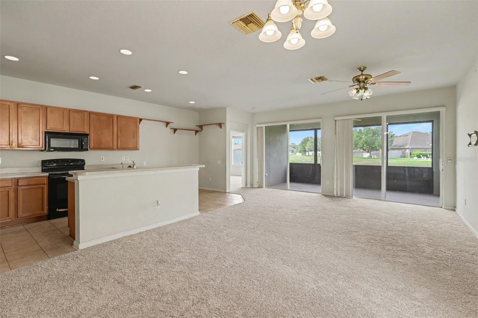 Villa at 13703 CREST LAKE DR, HUDSON, photo 6 of 30