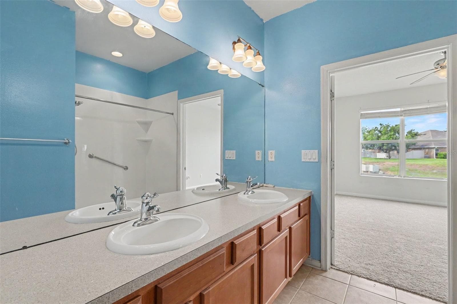 Villa at 13703 CREST LAKE DR, HUDSON, photo 17 of 30